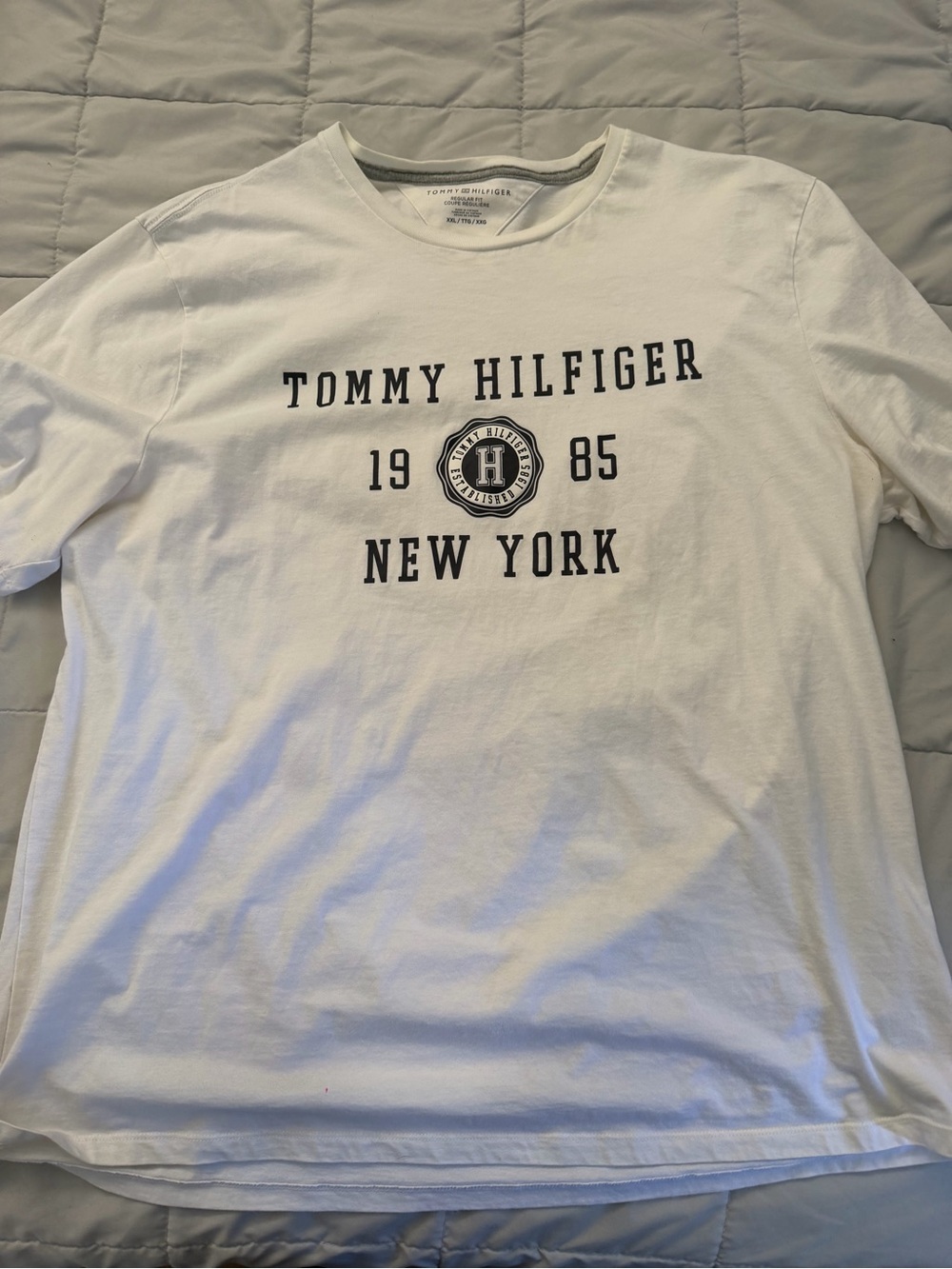 Tommy Hilfiger White Crewneck Tee with Navy Logo
